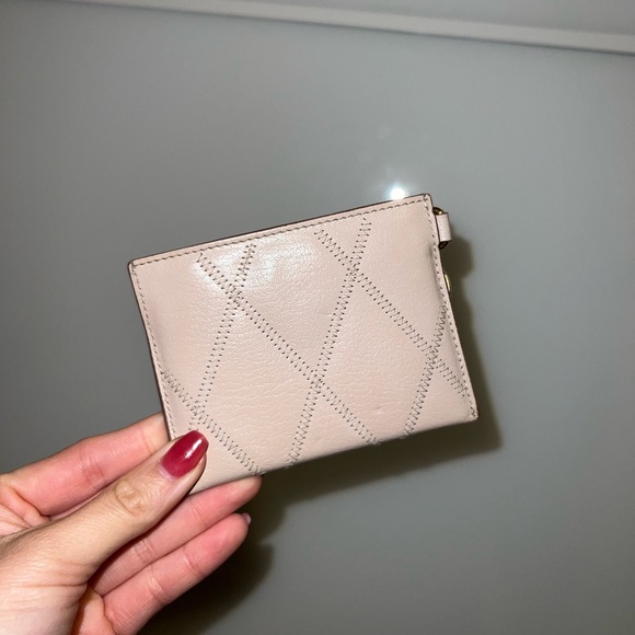 Givenchy Goatskin Diamond Quilted GV3 Card Holder - Picture 3 of 6